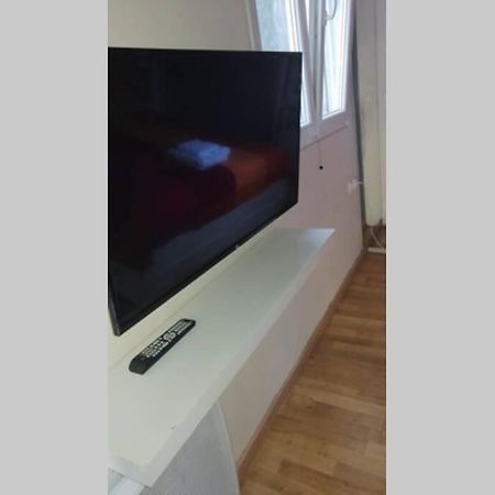Air Conditioned Studio In Quite Garden With Barbecue Athens Exterior photo